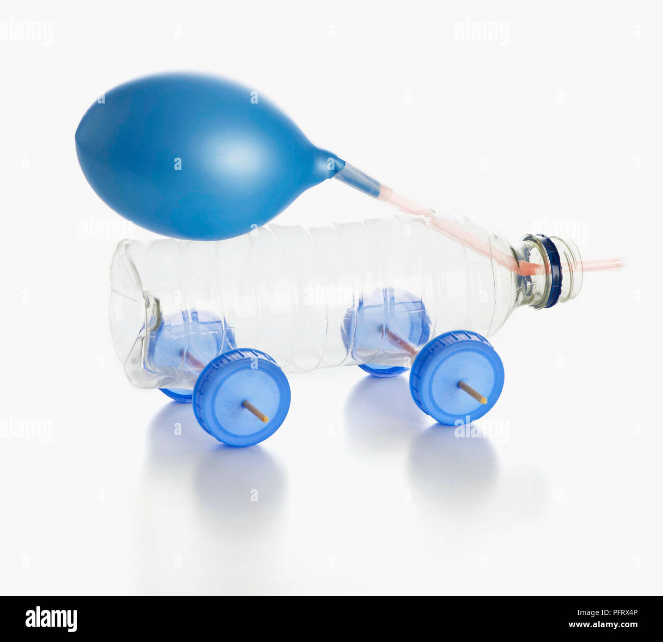 balloon-powered-bottle-car-PFRX4P
